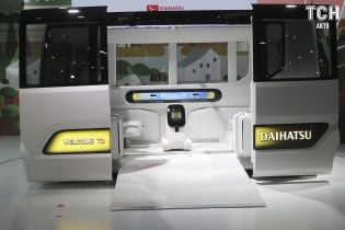 Daihatsu представила сразу три электрокара и беспилотник