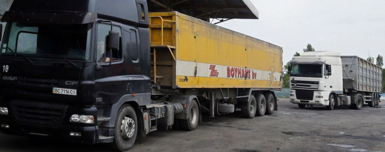 Украинские перевозчики получили новую квоту разрешений от Казахстана