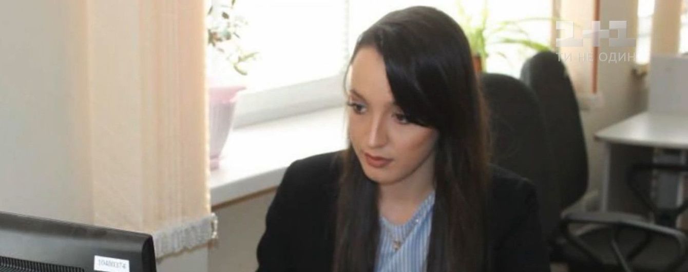 Напад на активістку у Запоріжжі: постраждалу перевели з реанімації до загальної палати
