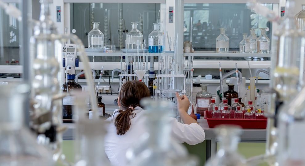 У Китаї від невідомої форми пневмонії померла друга людина
