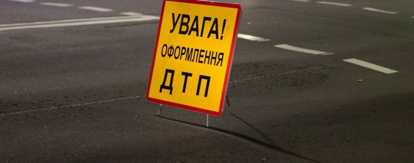 У Львові автомобіль на смерть збив жінку