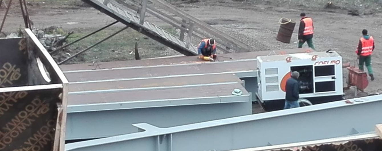 "Швидка зможе проїжджати". Глава Луганської ОДА розповів, яким буде міст у Станиці Луганській