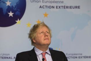 Джонсон согласился на предложенную ЕС отсрочку Brexit