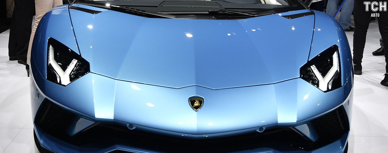 В России отзывают партию Lamborghini из-за дефекта двигателя