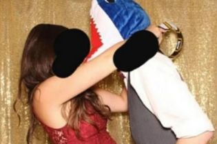В Сети раскритиковали девушку, которая изменила любимому в фотокабинке на свадьбе