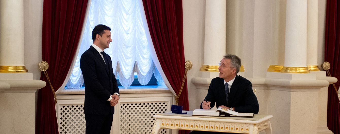 Столтенберг закликав Україну "втілити усі рекомендації щодо захисту прав нацменшин"