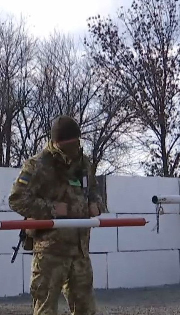 В Золотом продолжается разведение войск: копы патрулируют улицы в усиленном режиме