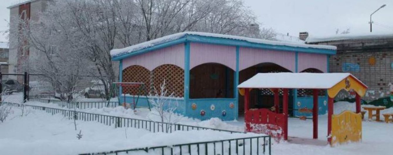 В Архангельській області РФ чоловік увірвався до дитсадка та зарізав маленького хлопчика