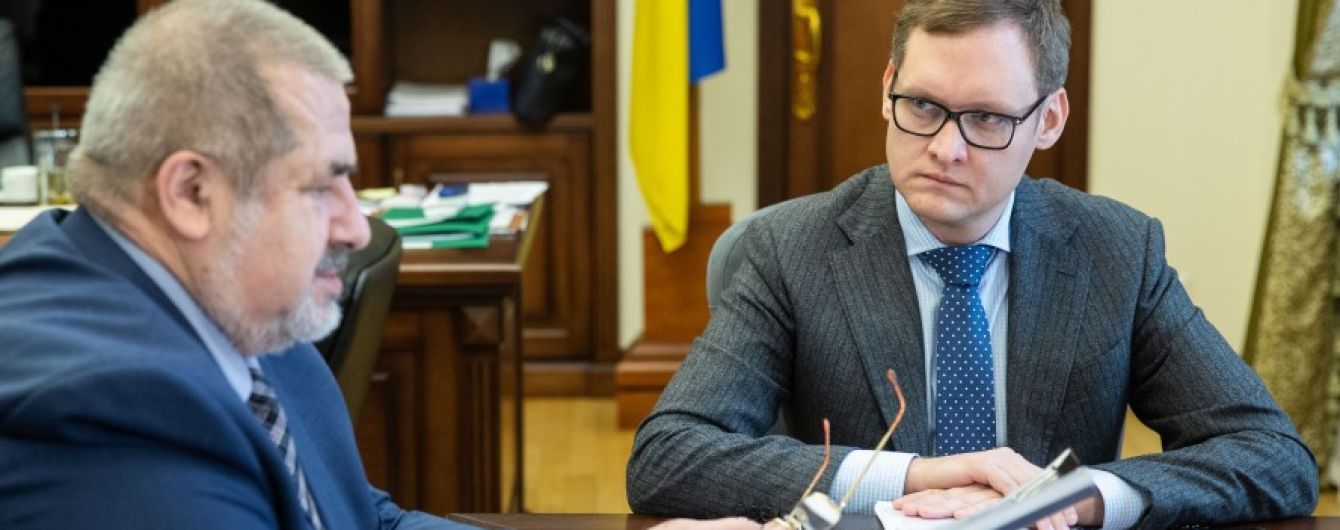 ОП передав Меджлісу розсекречені документи НКВС про депортацію кримських татар