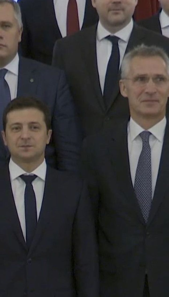 Угорщина все ж зняла накладене напередодні вето на резолюцію НАТО щодо України