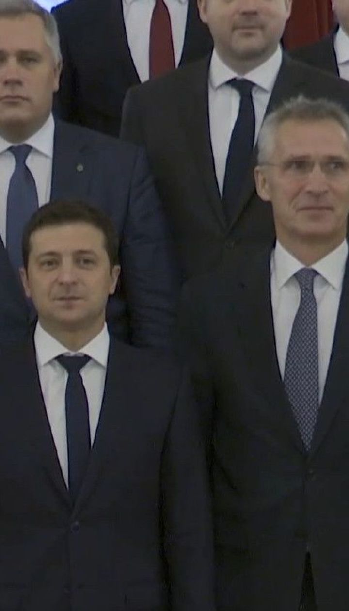 Венгрия все же сняла наложенное накануне вето на резолюцию НАТО по Украине