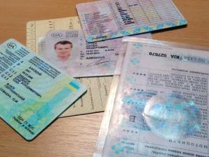 Затверджено нові правила видавання водійських прав