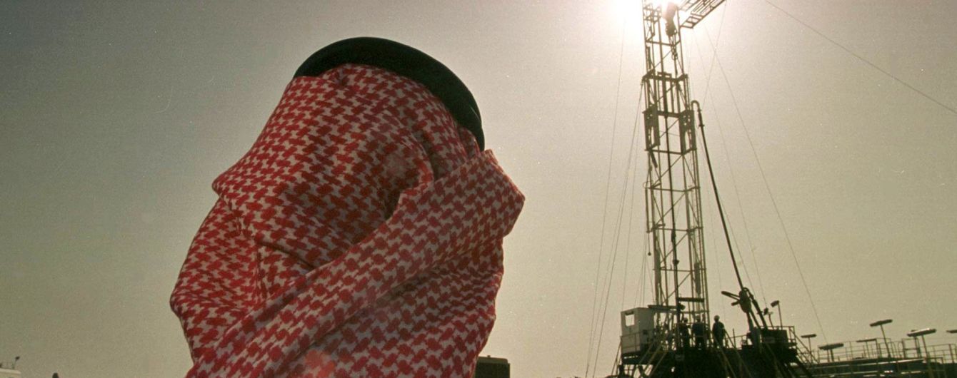Из-за коронавируса ОПЕК решил резко сократить объемы нефтедобычи