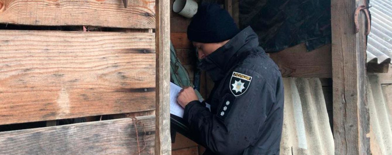 У Чернівецькій області чоловік помер від пневмонії: поліція шукає винуватців