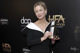 В элегантном платье-карандаше с интересным воротником: Рене Зеллвегер на церемонии в Беверли-Хиллз