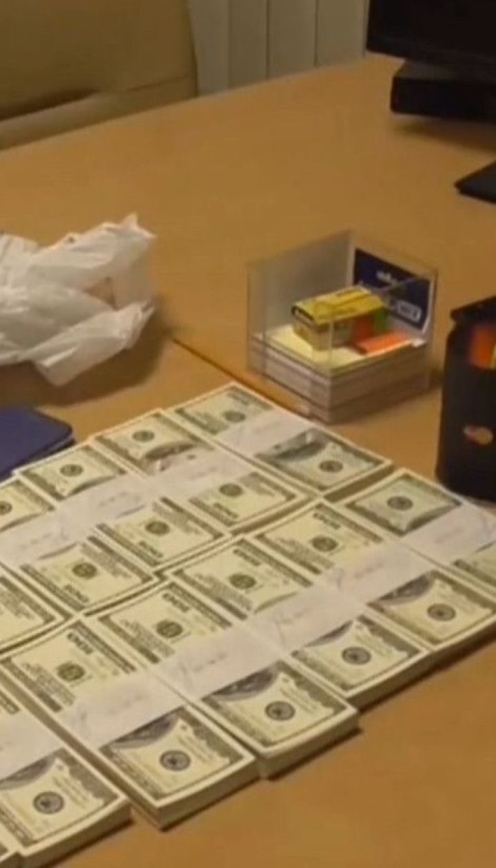 СБУ і столична прокуратура спіймали на хабарі ексзаступника гендиректора заводу "Маяк"