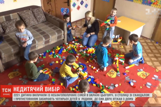 У многодетных родителей забрали 6-летнего мальчика после его "прогулки" по ночному Киеву