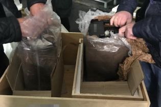 В "Борисполе" задержали контрабандистов, которые вывозили запчасти для военных самолетов РФ