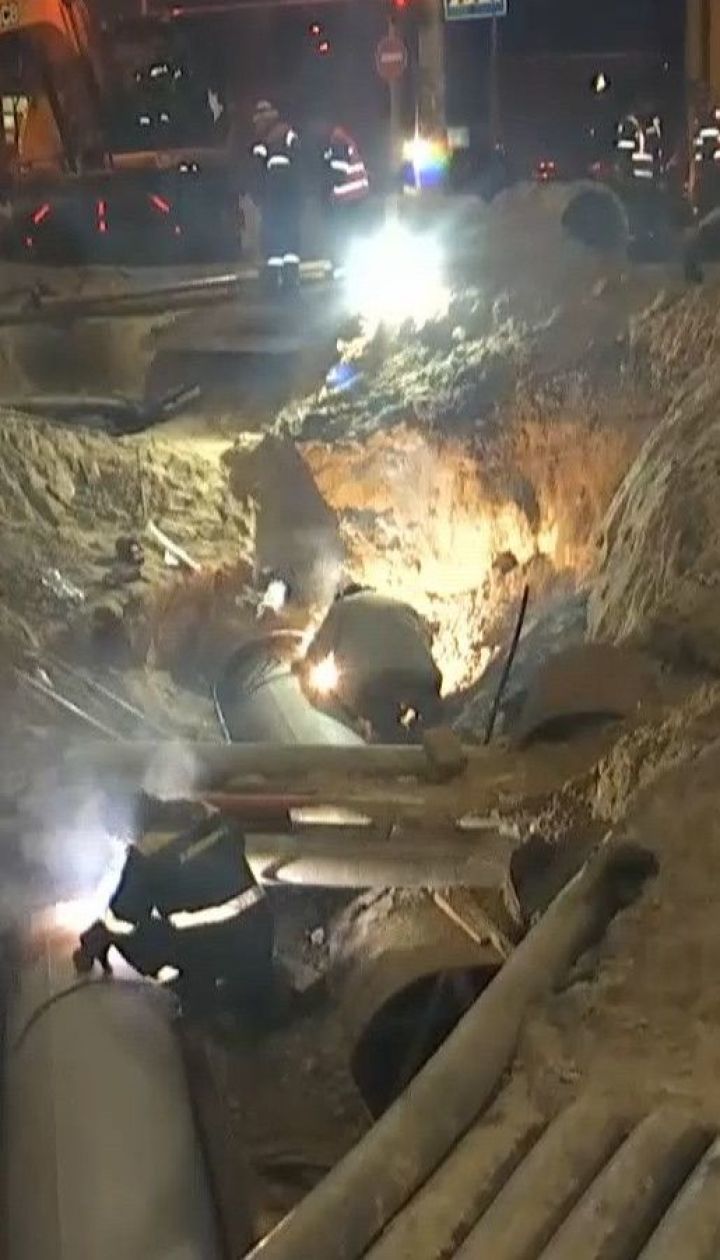 Столица погрузла в пробках из-за затяжной ликвидации последствий пропасть