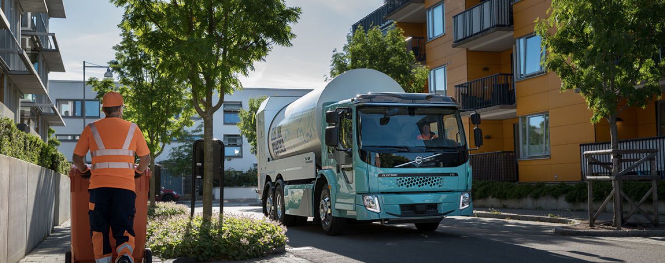 Volvo запускает продажи электрических грузовиков и мусоровозов