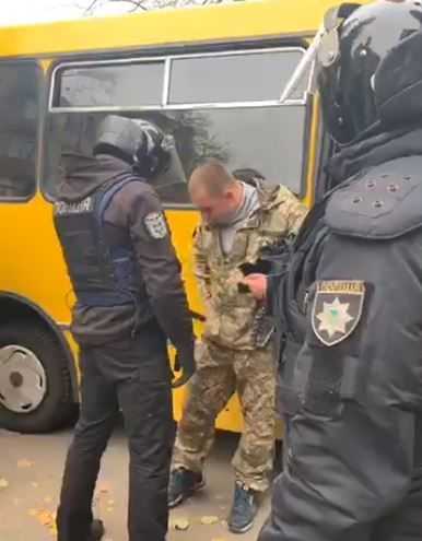 захоплення гуртожиток