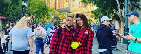 "Не можу натішитися": дружина MONATIK похизувалася розкішним подарунком від коханого