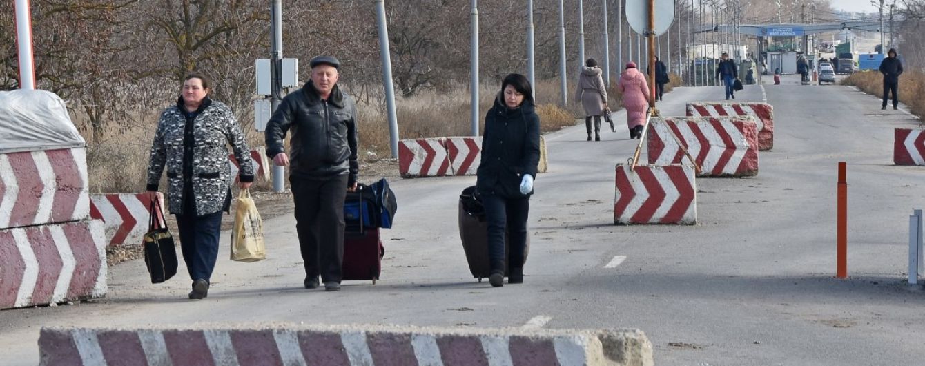 Російські прикордонники закрили пункт пропуску на адмінкордоні з Херсонщиною