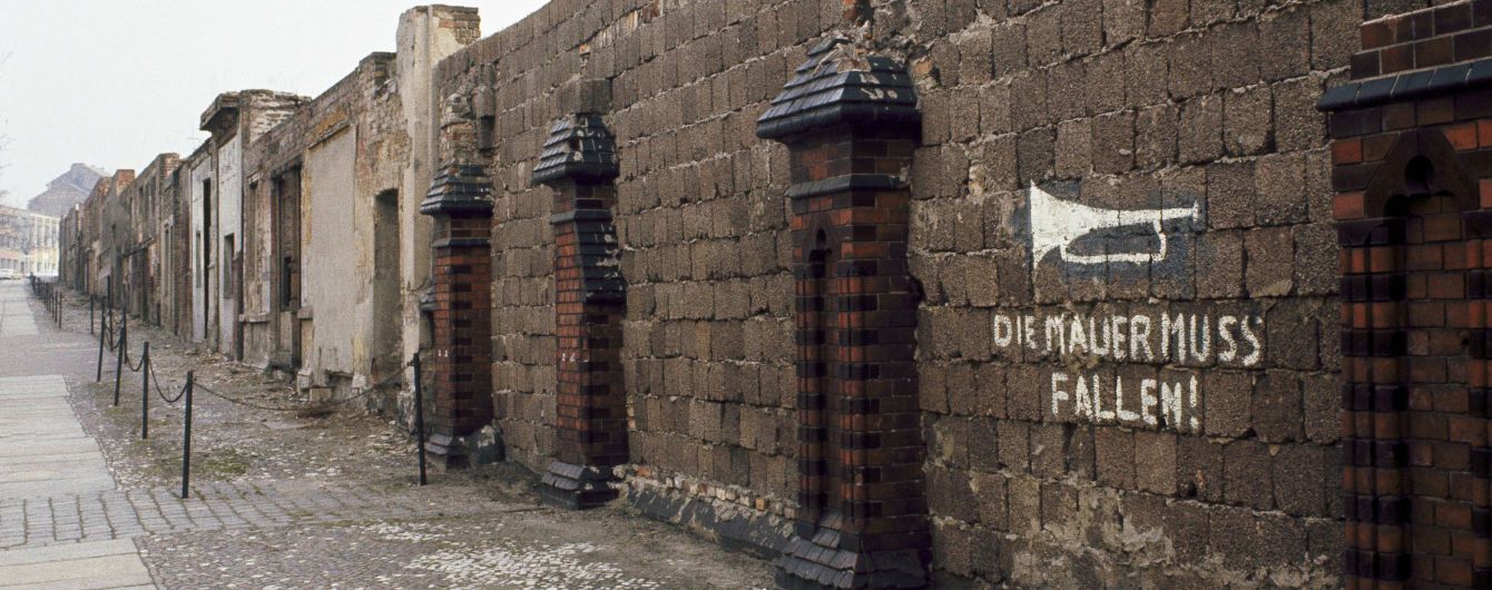 В Германии отмечают 30 лет от падения Берлинской стены