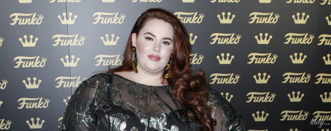 Схудла і одягла прозору сукню: модель plus-size Тесс Голлідей на відкритті магазину