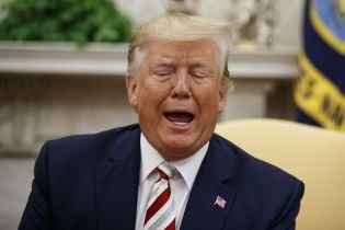 Шпионы РФ могли перехватить разговор Трампа об Украине из-за "вопиющих нарушений безопасности" – CNN