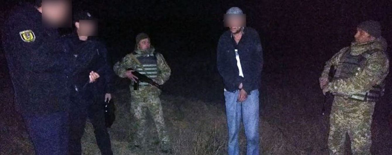 В Одесской области иностранец напал с ножом на пограничника