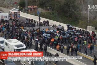 На французько-іспанському кордоні каталонці перекрили трасу: утворились кілометрові черги