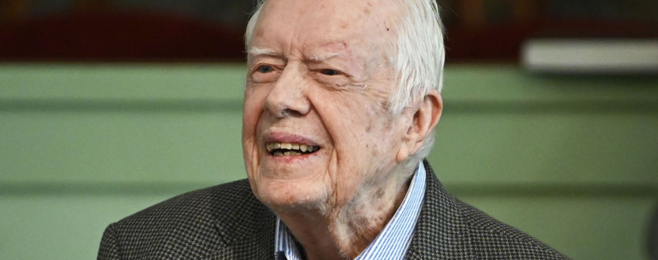 Найстаріший живий експрезидент США Джиммі Картер потрапив до лікарні