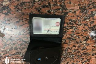 Стрельба в метро Харькова: у полицейского изъяли подозрительное вещество