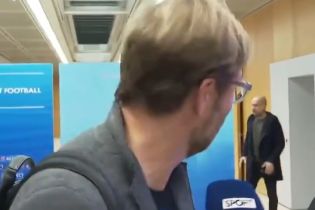 Клопп сбежал от Гвардиолы на встрече элитных тренеров УЕФА