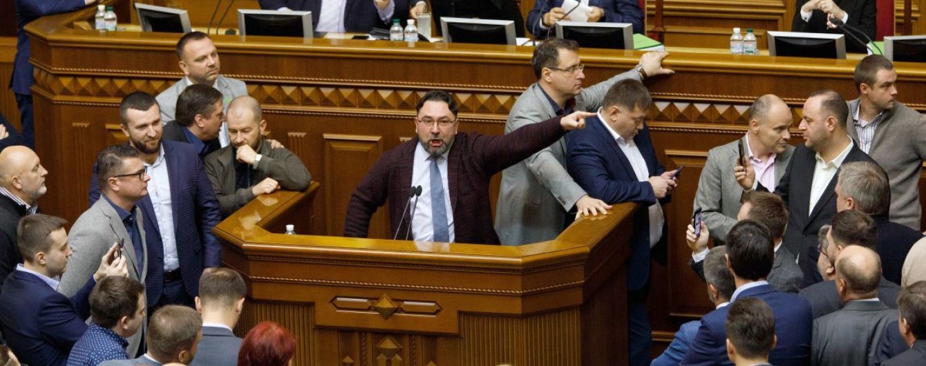 У президента розповіли, коли ухвалять закон про народовладдя і які зміни чекають на земельний закон