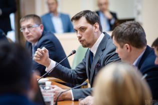 Гончарук провів розмову з Ахметовим, Пінчуком, Коломойським та іншими впливовими бізнесменами