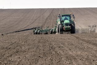 Россияне не будут допускаться к покупке украинской земли - уполномоченный Зеленского