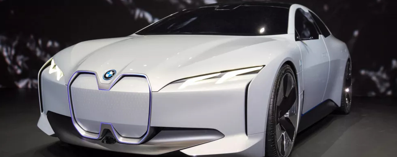 BMW вразила запасом ходу електричного седана