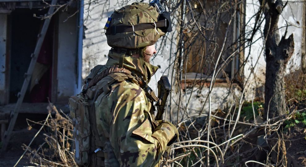 Ситуація на передовій на Донбасі: загинув один український боєць, ще четверо поранені
