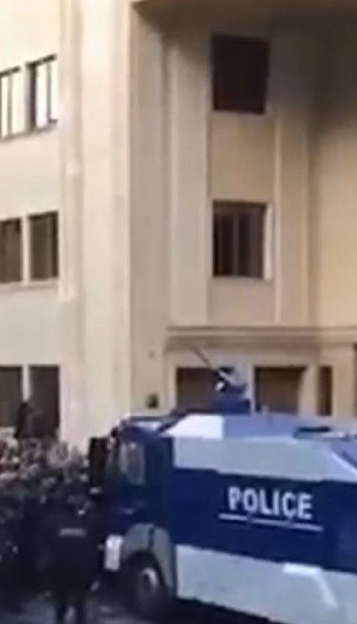У Тбілісі спецпризначенці застосували водомети для розгону протестувальників