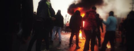 Во время "бензиновых протестов" в Иране погибли больше 100 человек - правозащитники