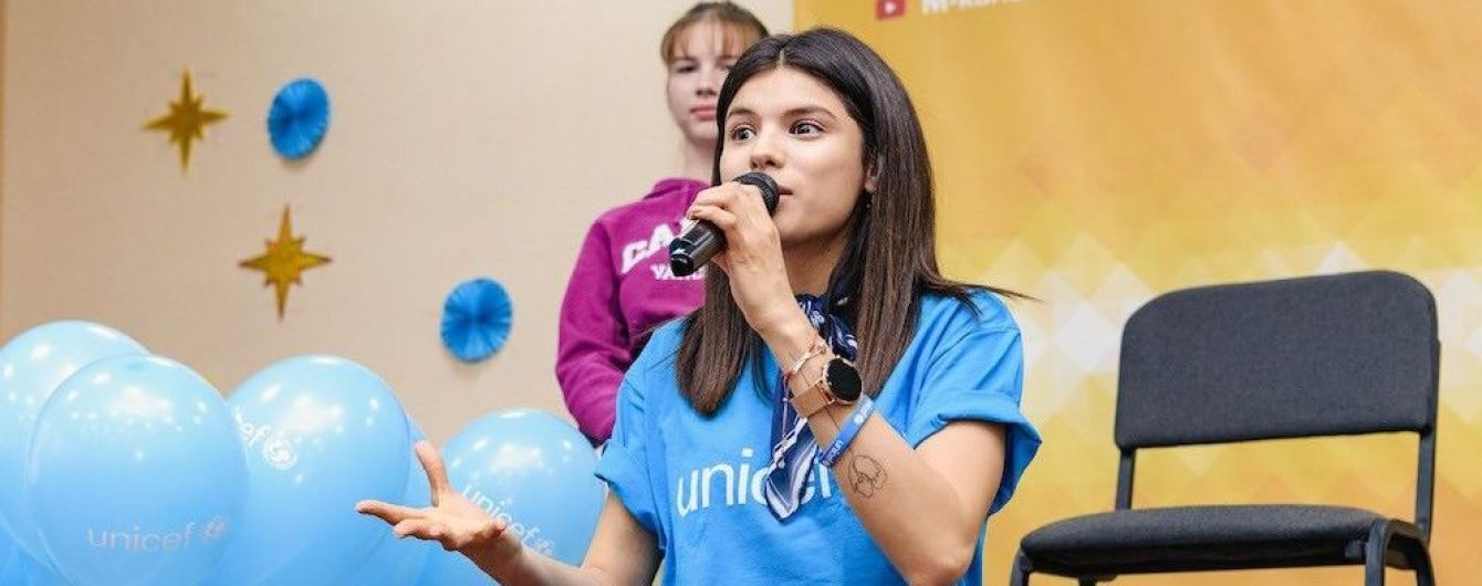 Michelle Andrade провела "Найвідкритіший урок" для школярів