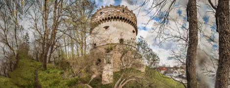 Острожский замок — интересная достопримечательность Волыни
