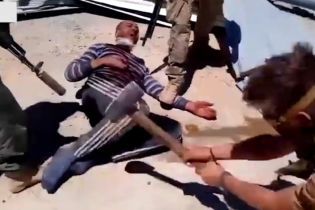 В Кремле отреагировали на кадры, на которых россияне забили до смерти и расчленили сирийца