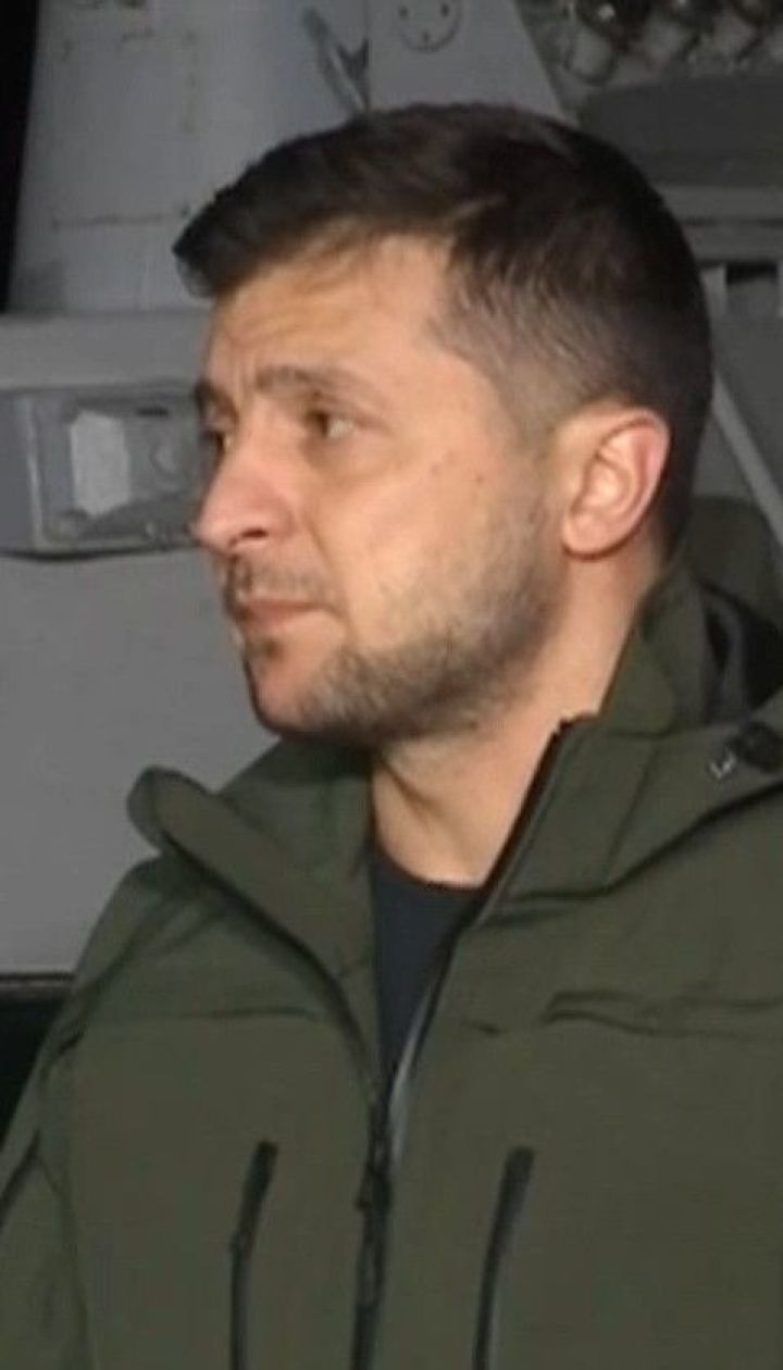 Повернені Росією кораблі в Очакові: Зеленський запізнився до порту через поломку літака