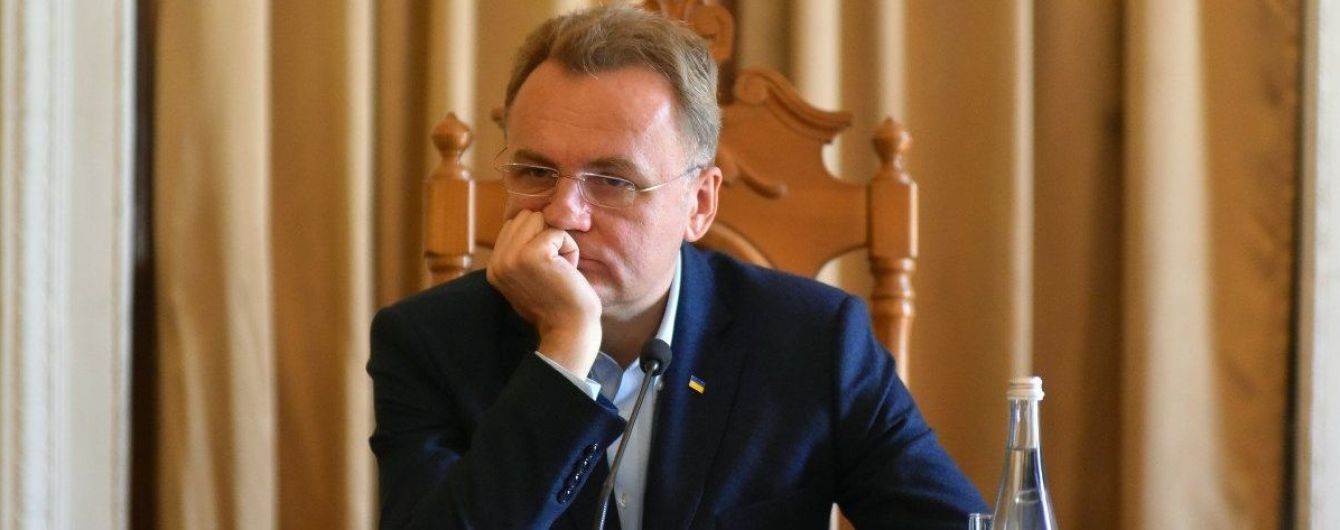 САП вручила подозрение Садовому. Дело связано со злоупотреблением служебным положением