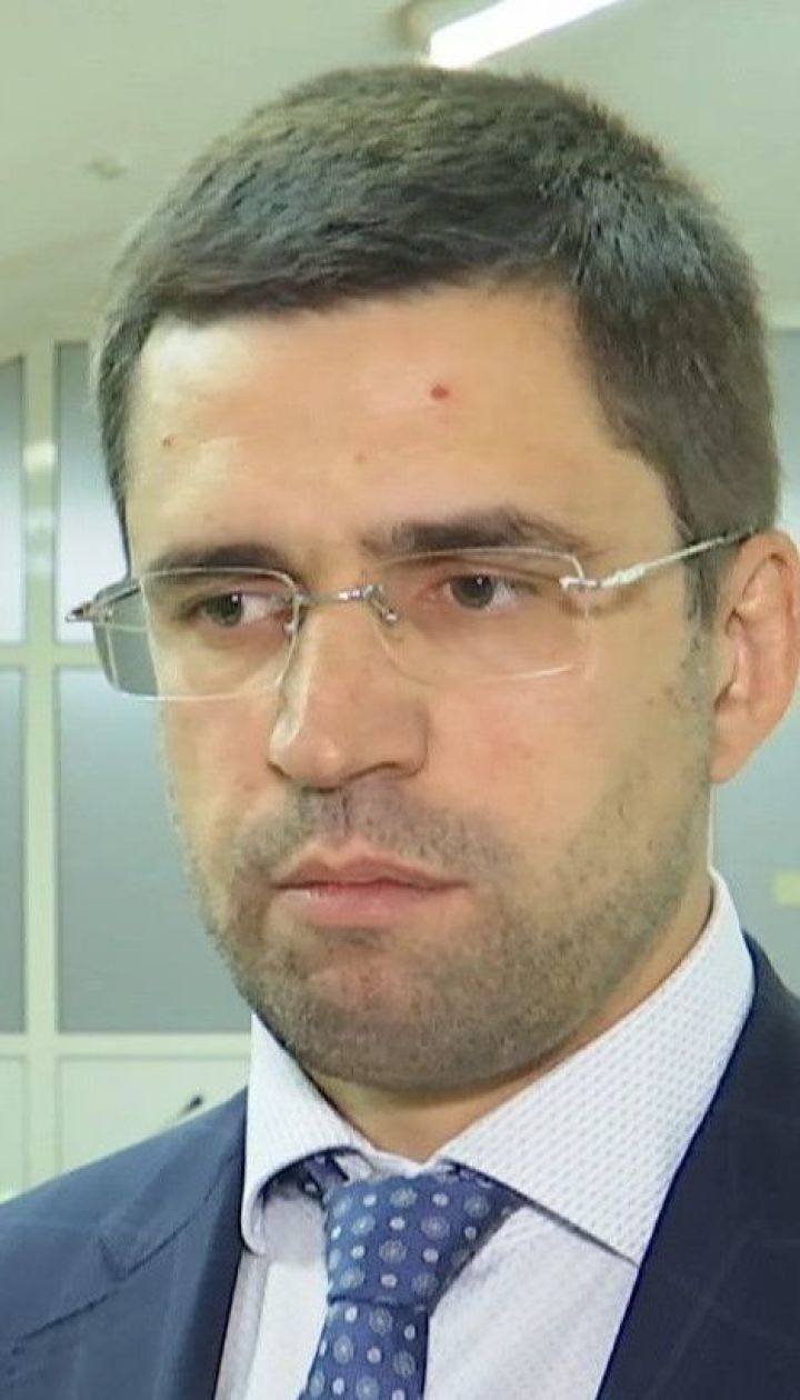 Лікарняні та декретні виплати надходитимуть за графіком – очільник Фонду соцстрахування