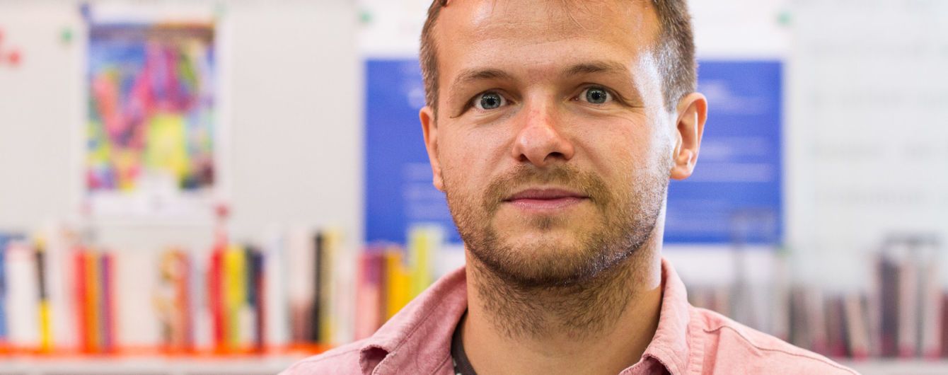 У Києві відомий український письменник Артем Чапай презентуватиме роман "Дивні люди"