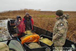 В зоне ЧАЭС полиция задержала супружескую пару браконьеров, которые наловили рыбы на 50 тыс. грн